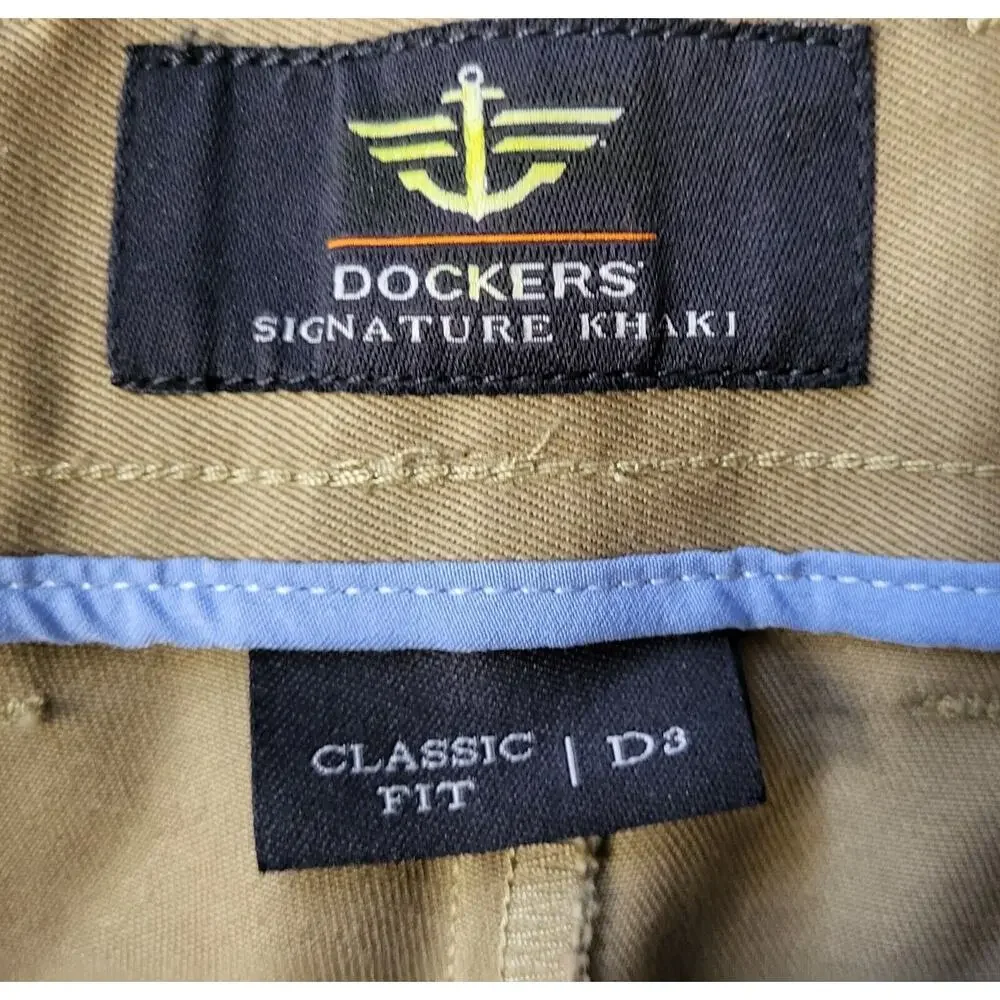 DOCKERS Signature Khaki D3 Classic Fit Pants / Slacks Men's Size 34 X 33
